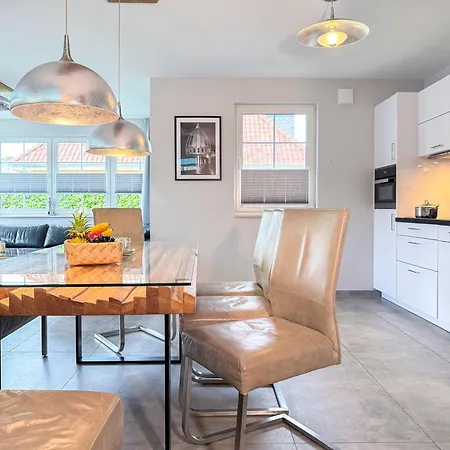 Charlotte Nyaraló Zingst